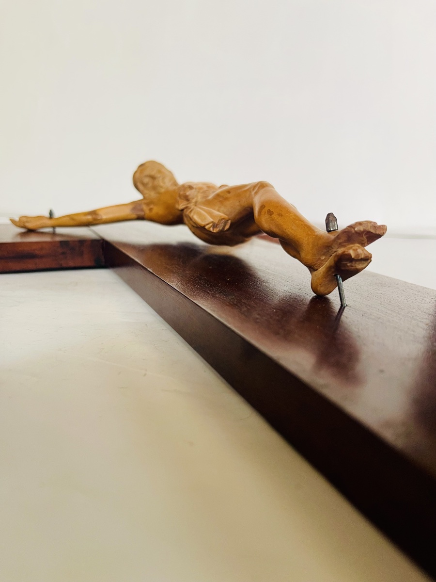 Crucifix en acajou et buis -photo-3